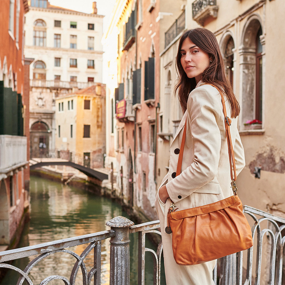 Alissa Crossbody